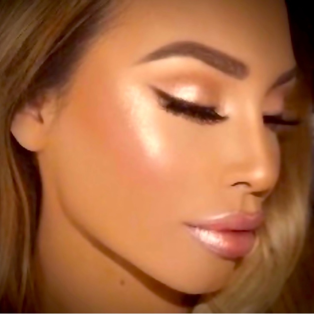 OFRA Rodeo Drive Highlighter - Picture 5 of 6